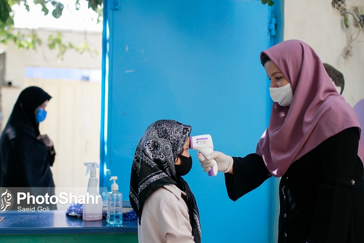 ارائه خدمات رایگان سلامتی به ۱۲ هزار دانش آموز در مناطق حاشیه‌نشین مشهد