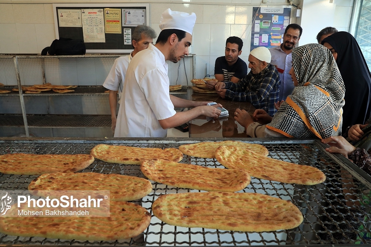 گلایه شهروندان مشهدی از عرضه نان کم‌وزن در برخی نانوایی‌ها