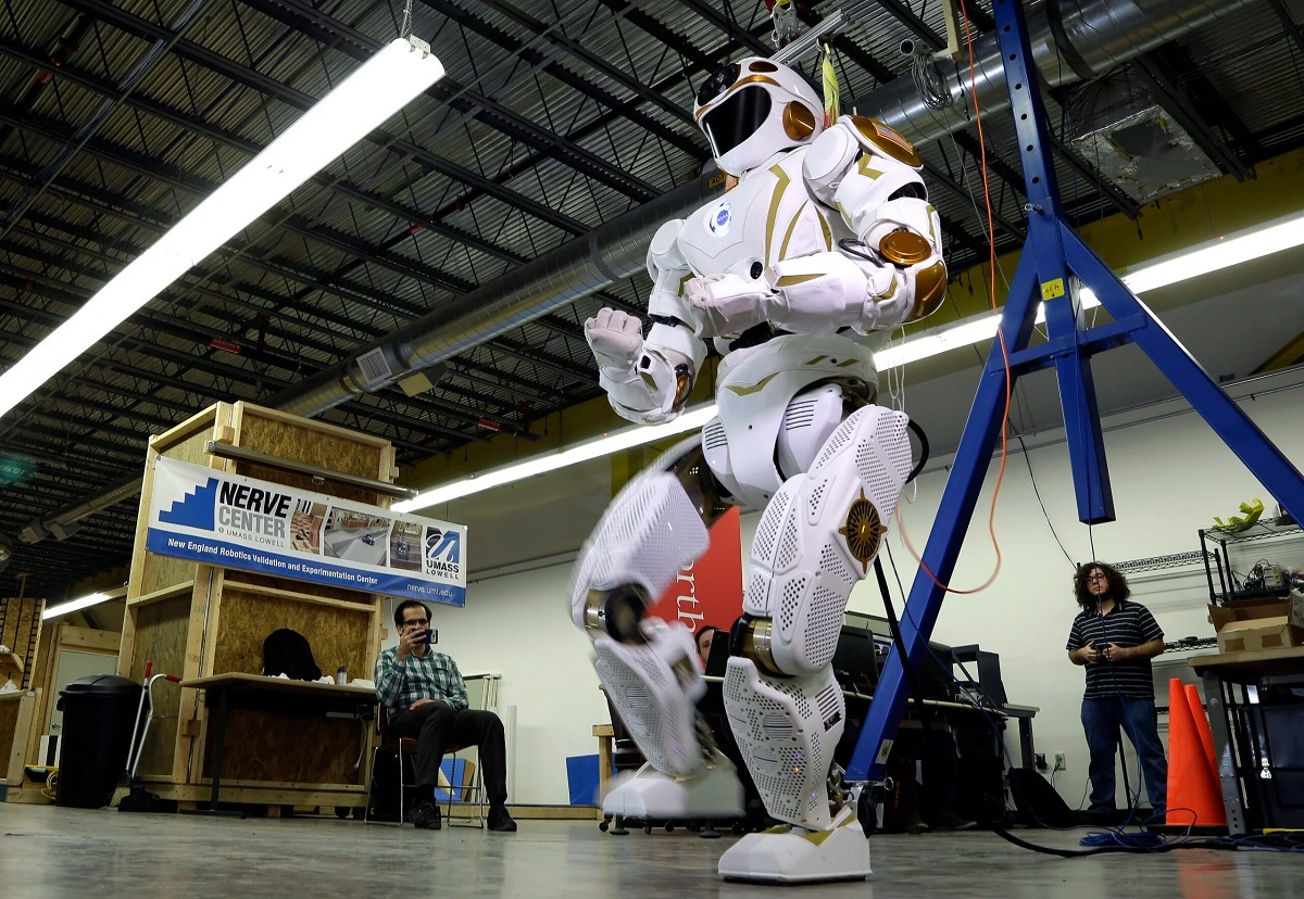 درباره والکری، ربات انسان‌نمای ناسا که قرار است در کاوش‌های سخت به فضانوردان کمک کند