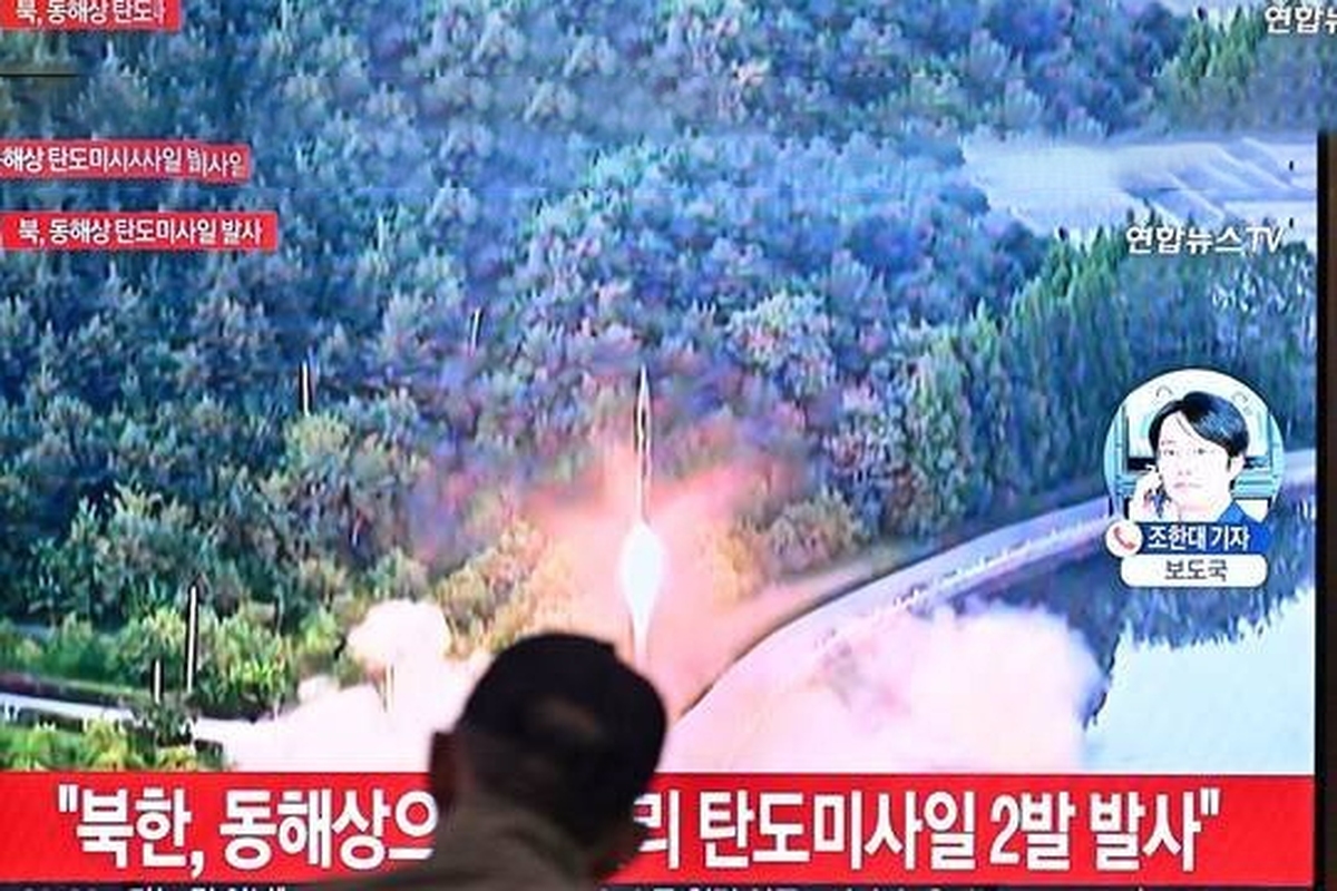 کره‌شمالی یک موشک بالستیک دوربرد شلیک کرد