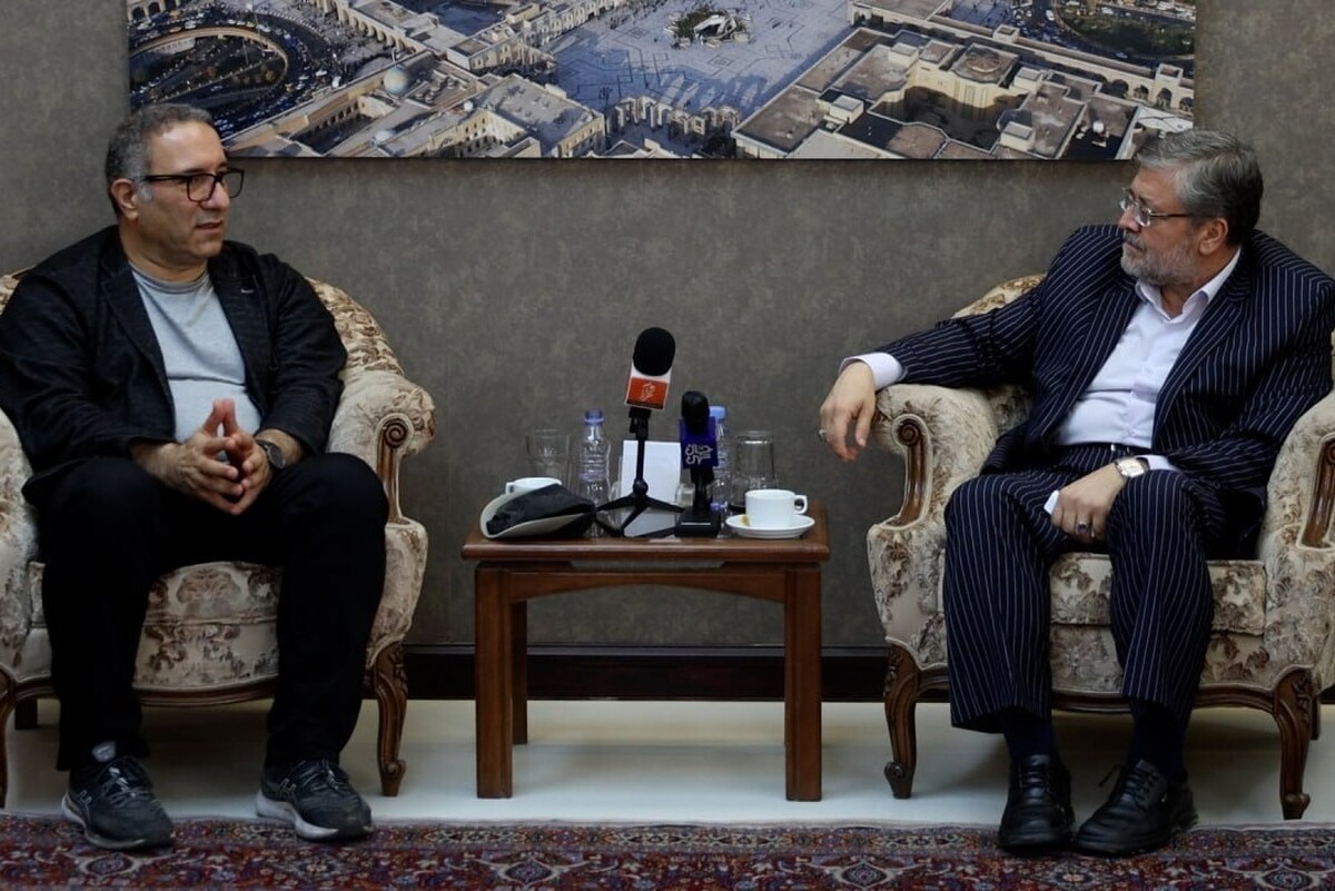 شهردار مشهد در دیدار با رضا میرکریمی: هرچه زبان هنر فرهیخته‌تر باشد؛ ماندگارتر است