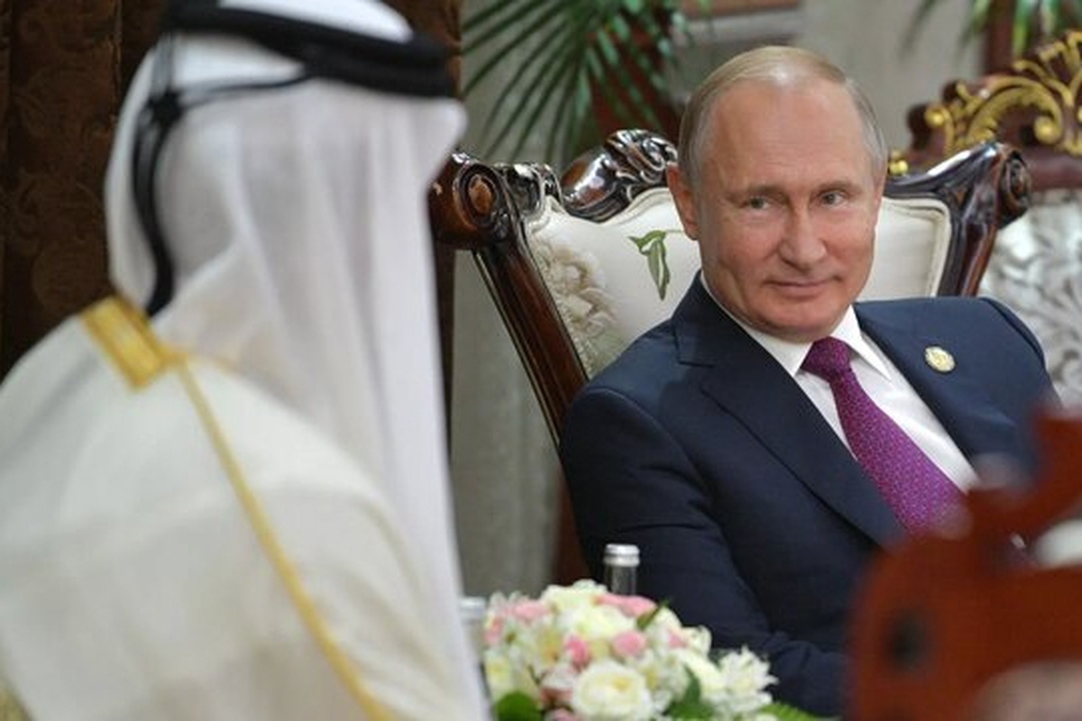 امیر قطر در گفت‌وگو با پوتین بر حمایت از روسیه تاکید کرد