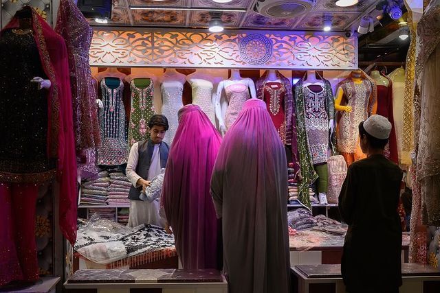 بازار قندهار در آستانه عید قربان + عکس