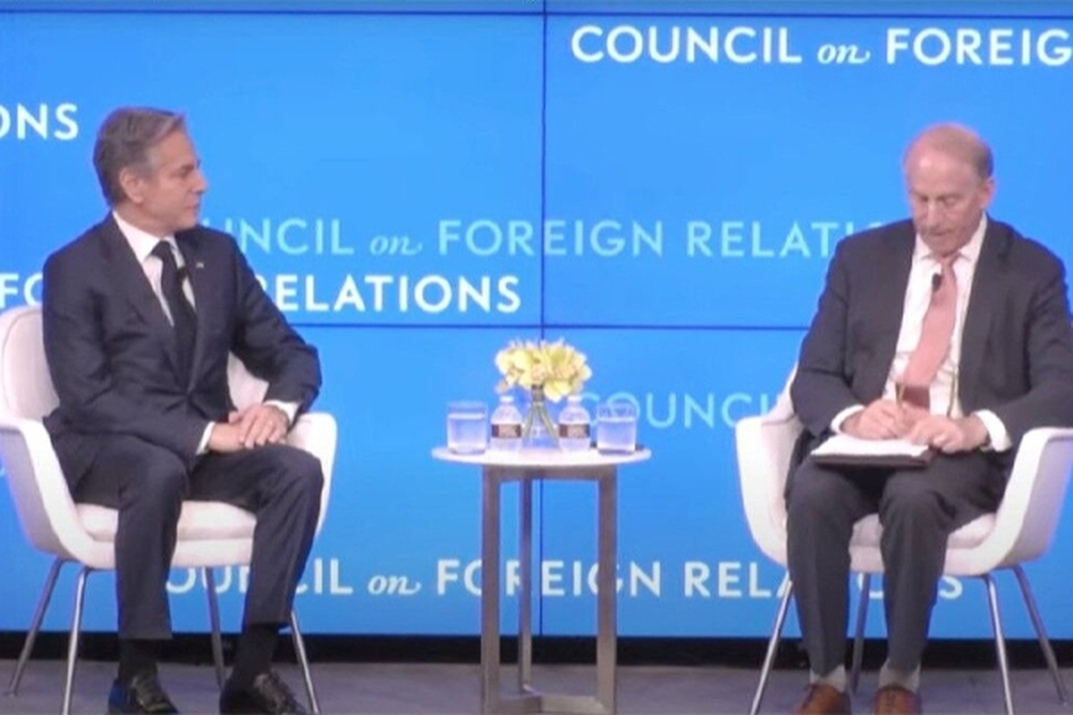 وزیر خارجه آمریکا: علاقه‌مند به یافتن مسیرهای دیپلماتیک با ایران هستیم
