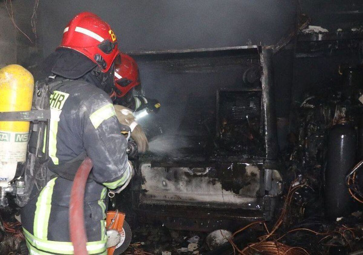 آتش‌سوزی مرگبار یک منزل مسکونی در مشهد+ تصاویر