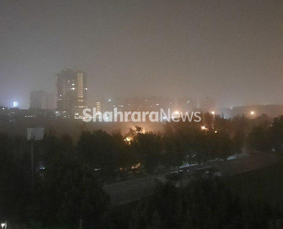گرد و غبار شدید در آسمان شهر مشهد مقدس (۱۴ مرداد ۱۴۰۲) + فیلم و عکس