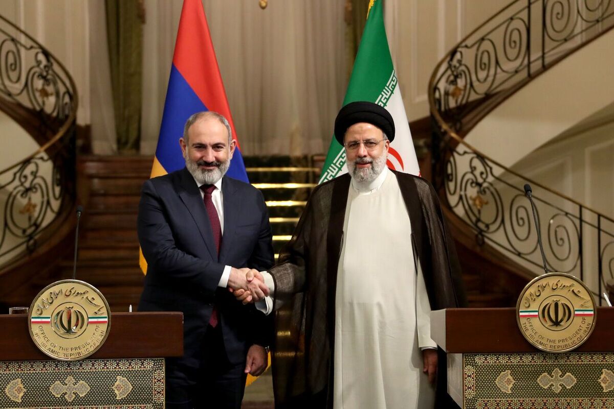 نخست وزیر ارمنستان از رئیسی برای سفر به ایروان دعوت کرد