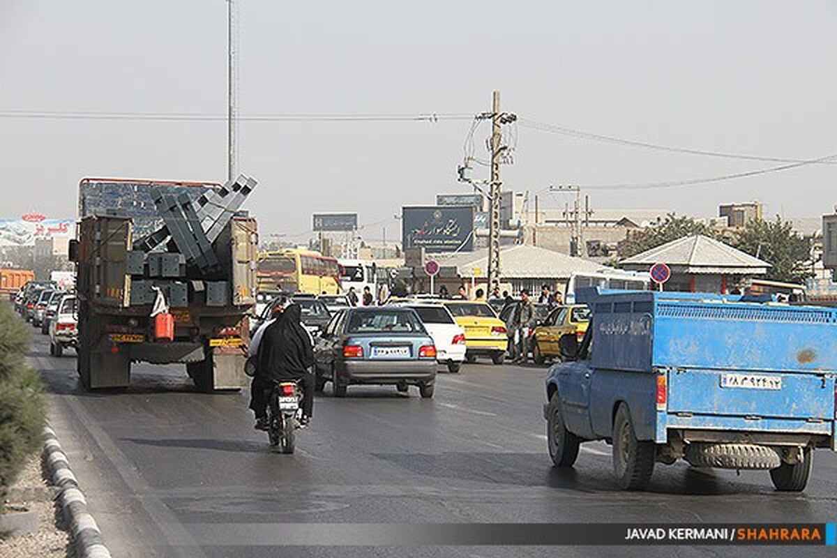 آخرین وضعیت ترافیکی مشهد | کندی حرکت در میدان شهدا (۲۴ مرداد ۱۴۰۲)