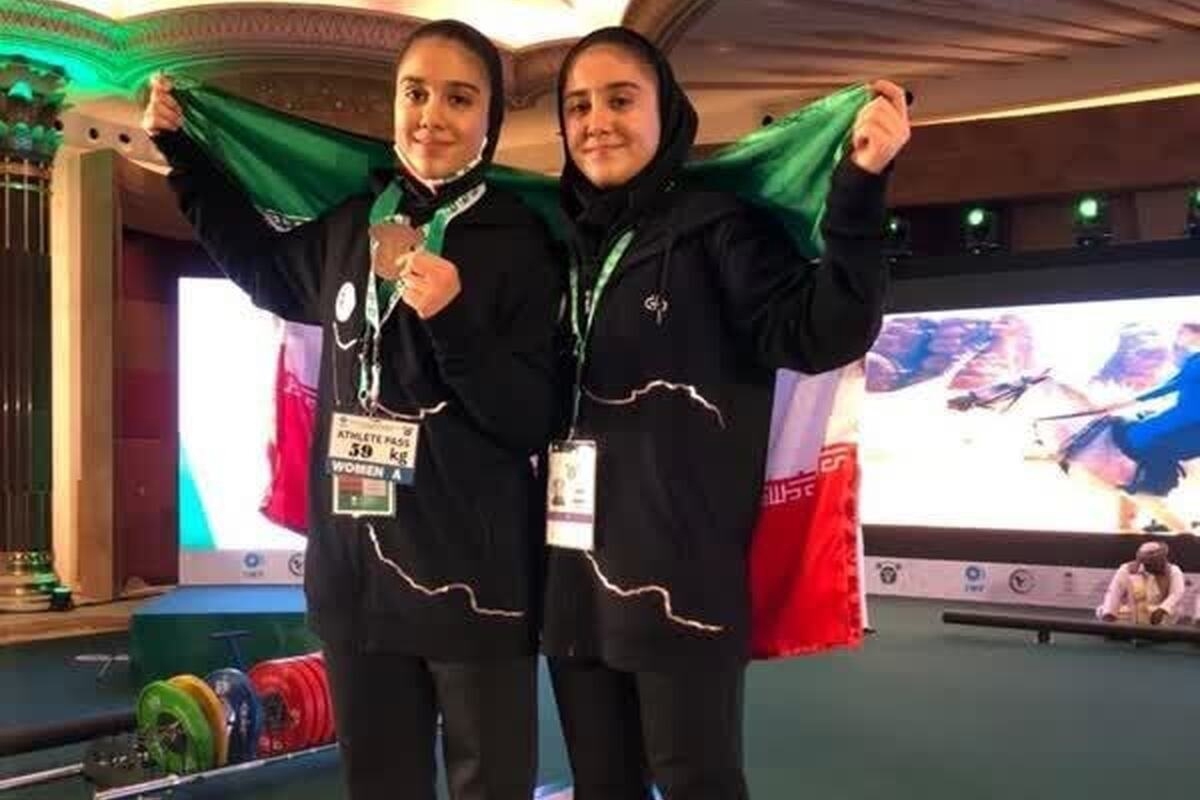 ویدئو| گپ و گفتی با خواهران حسینی، پدیده‌های نوجوان وزنه برداری ایران| دوقلو‌های افسانه‌ای در مشهد