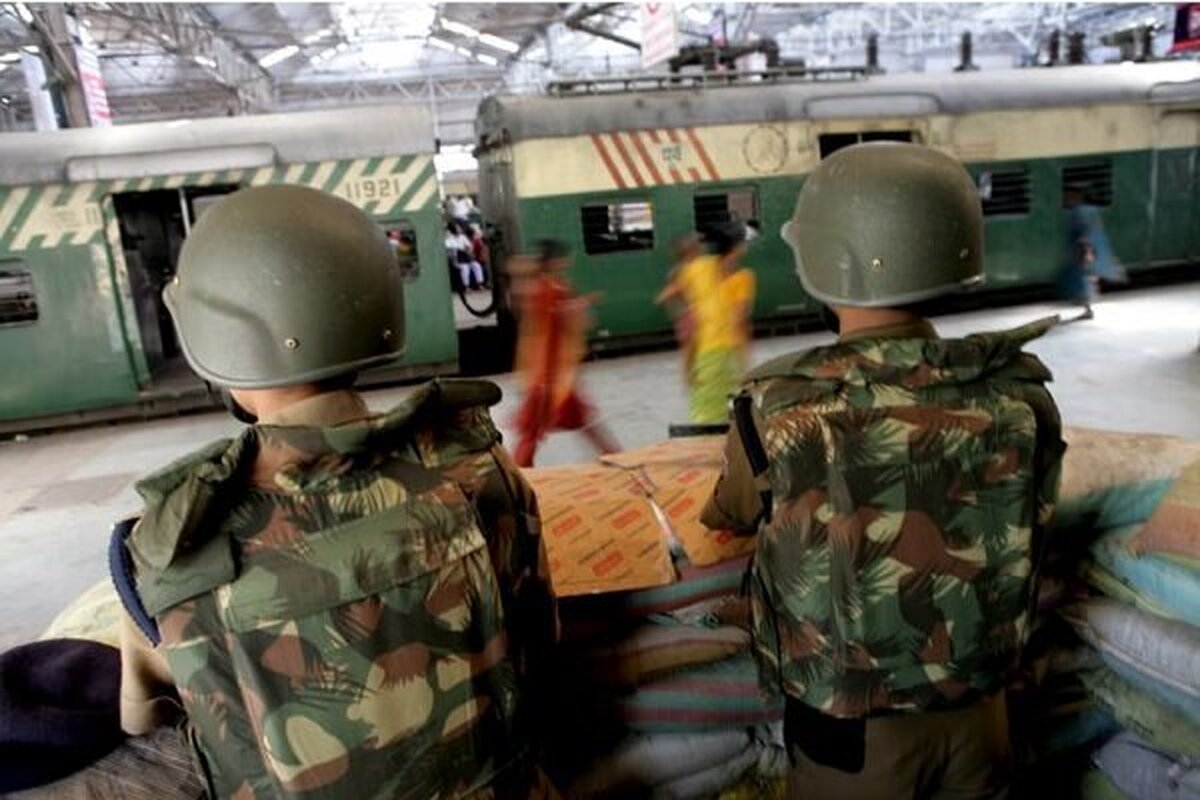تیراندازی در قطاری در هند ۴ کشته برجای گذاشت