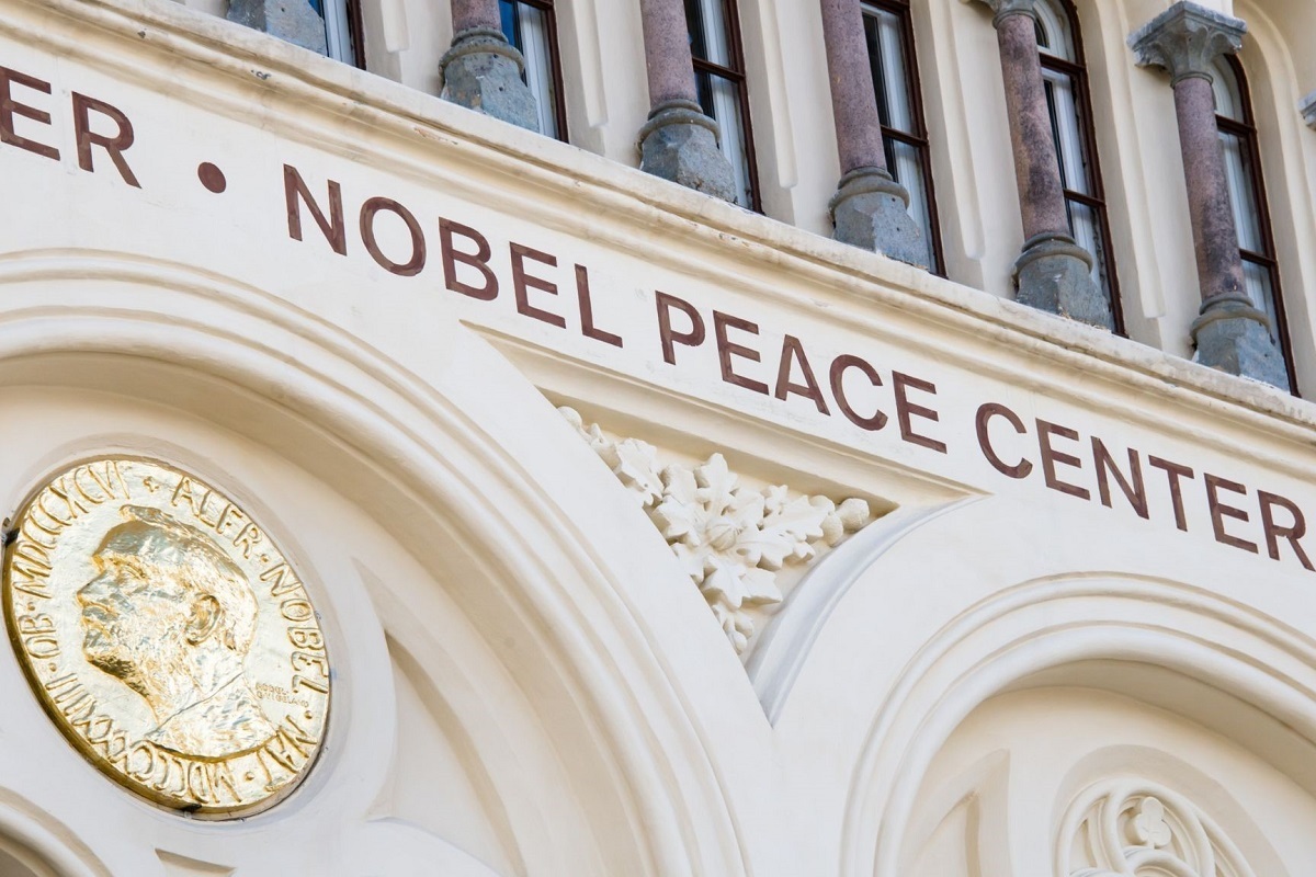 بنیاد نوبل دوباره تصمیم خود را عوض کرد! | «ایران و روسیه و بلاروس را دعوت نمی‌کنیم»