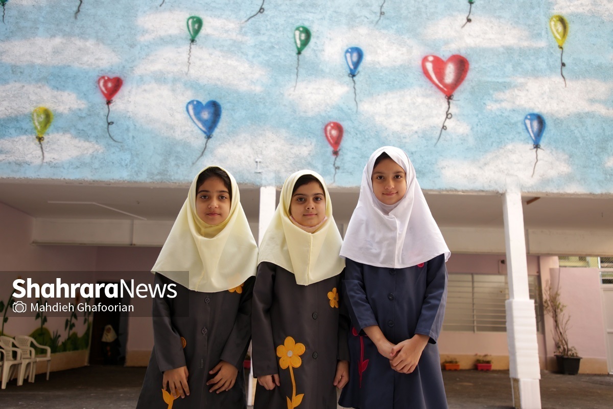 لباس فرم مدارس باید سازگار با الگوهای ایرانی-اسلامی باشد