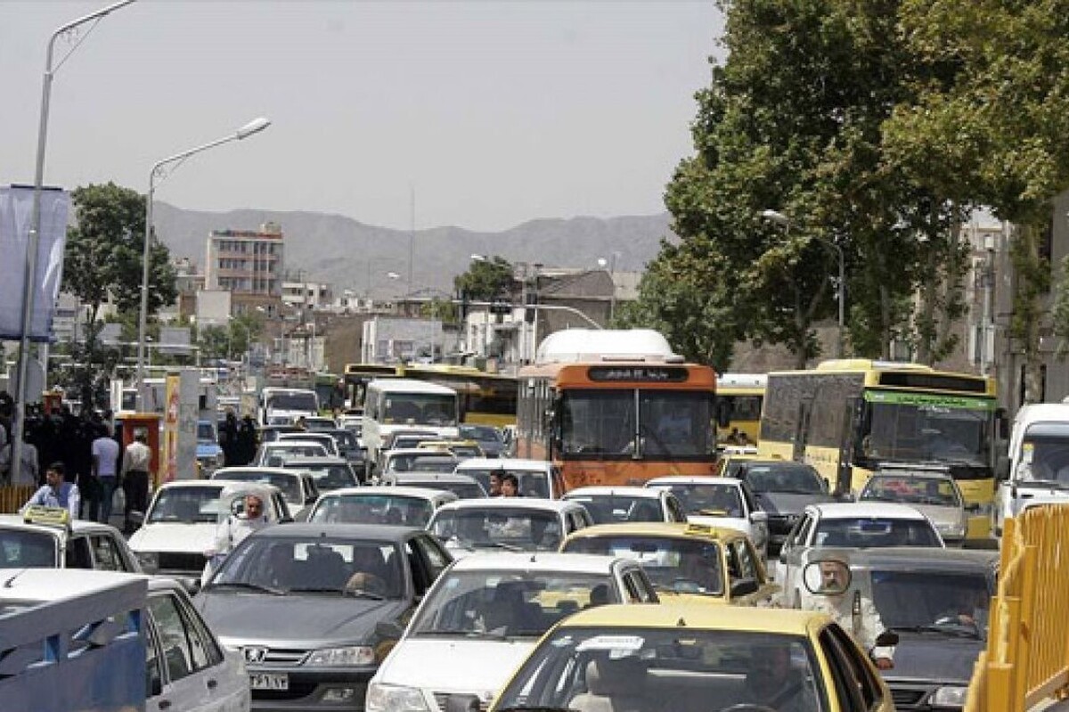 آخرین وضعیت ترافیکی مشهد | ترافیک متراکم در خیابان خسروی، میدان ده دی، میدان شریعتی (۱۴شهریور ۱۴۰۲)