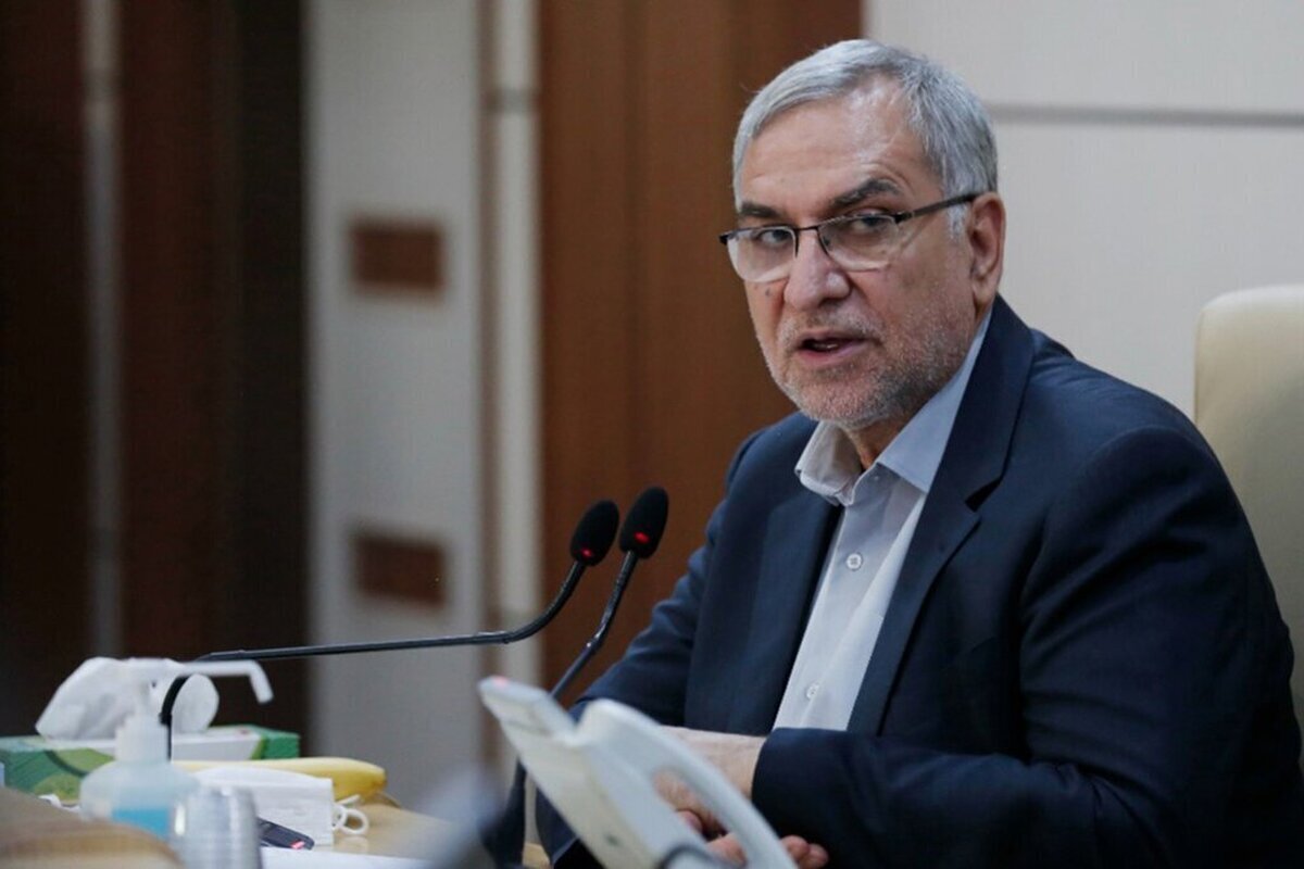 وزیر بهداشت همه‌گیری مجدد کرونا در ایران را تکذیب کرد (۱۸ شهریور ۱۴۰۲)