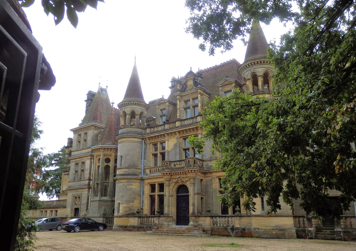 درباره «قصر وایکهرست»، خانه ابراهیم گلستان در انگلیس + فیلم و عکس
