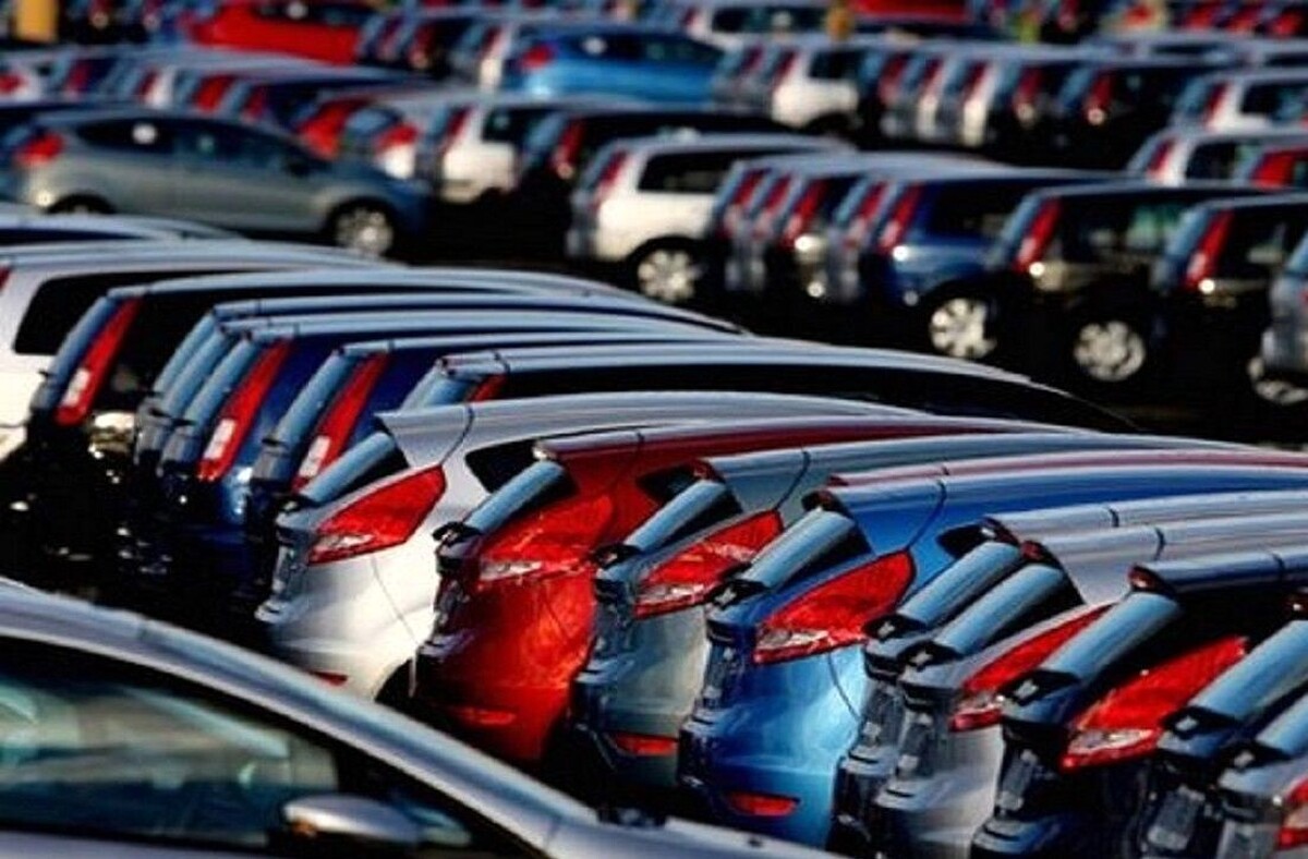 وزیر صمت: بازار خودرو باید به قیمت متعادل برسد و رقابتی شود