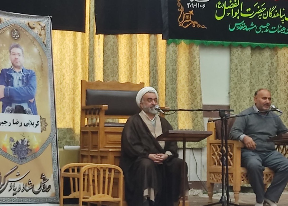 سومین صبح شعر همزمان با نخستین سالگرد «سید رضا موید خراسانی» در مشهد برگزار شد