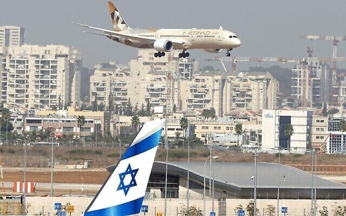تصاویری از ازدحام در یکی از فرودگاه‌های اسرائیل