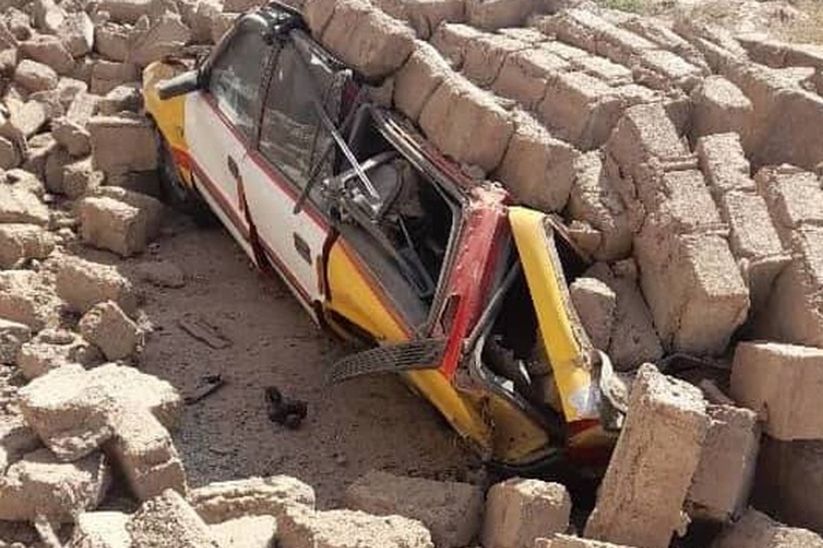 تعداد تلفات زلزله افغانستان به ۲۴۰۰ نفر رسید