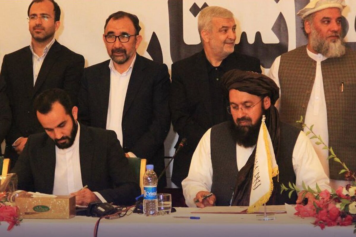 افغانستان و ایران قرارداد استفاده از قطعه سوم خط آهن خواف- هرات را امضا کردند