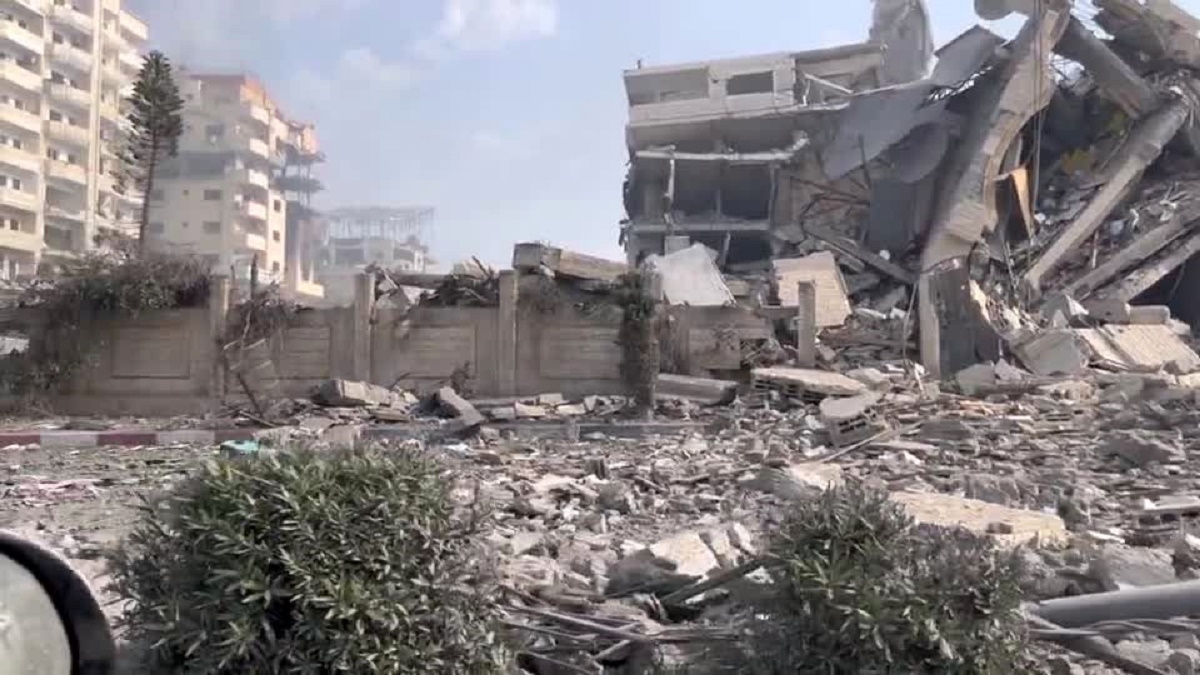 ویدئو| نمایشی از وسعت ویرانی غزه توسط یک خبرنگار