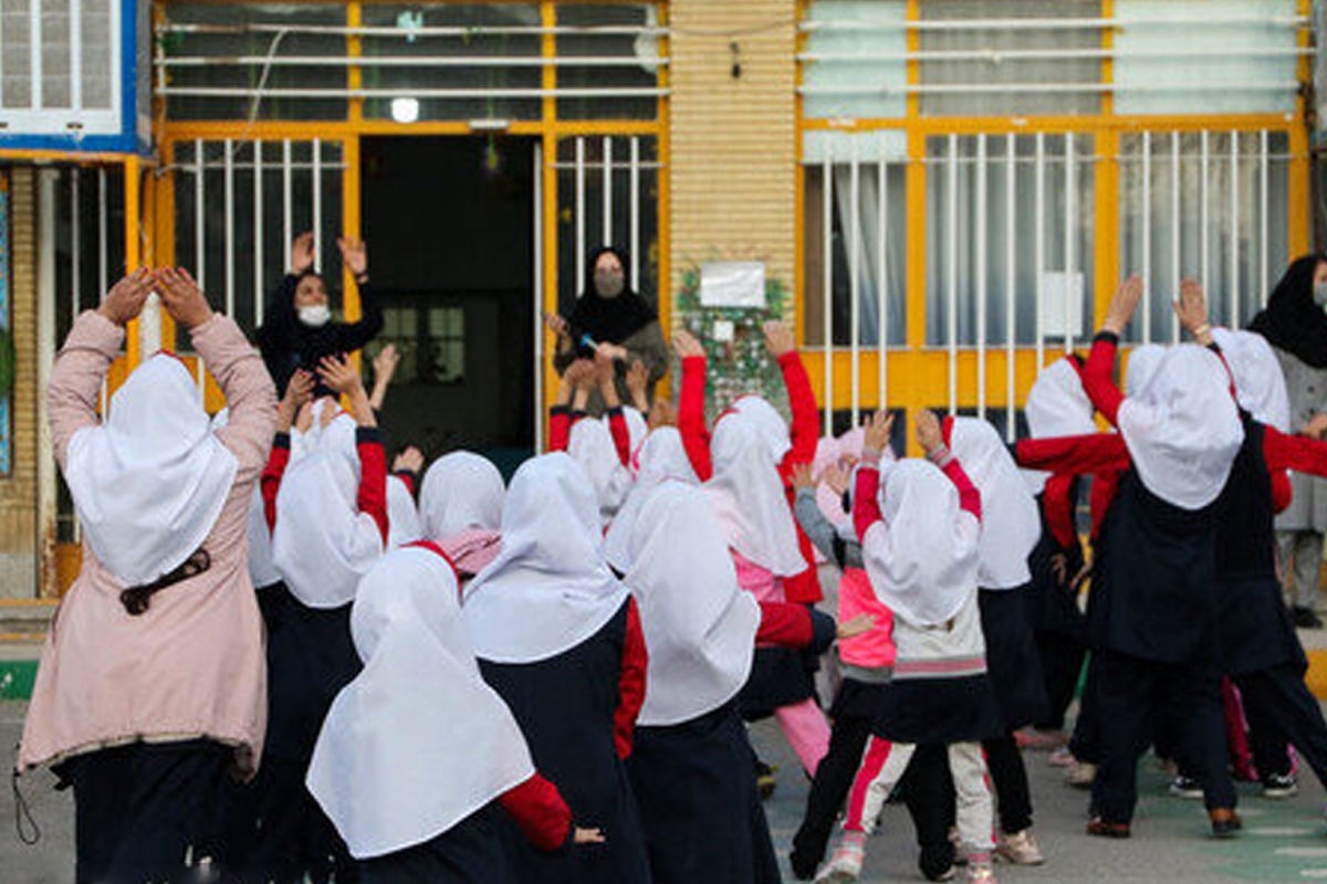 ماجرای پخش آهنگ «دافی» در مدرسه ای در کرمان چیست؟ + فیلم