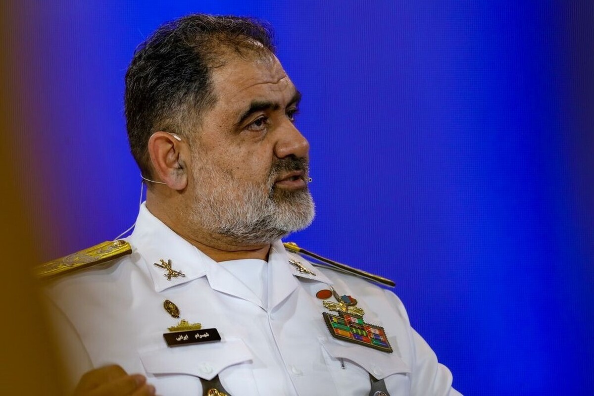 دریادار ایرانی: برنامه آینده نیروی دریایی ارتش حضور در قطب جنوب است + فیلم