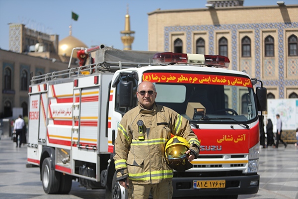 خدمت به زائران امام رضا (ع) از ایستگاه آتش‌نشانی ایثار