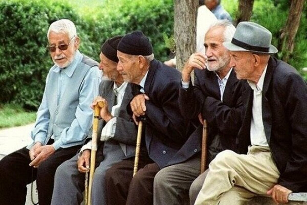 افزایش ۲ برابری جمعیت سالمند ایران تا ۲۰ سال آینده