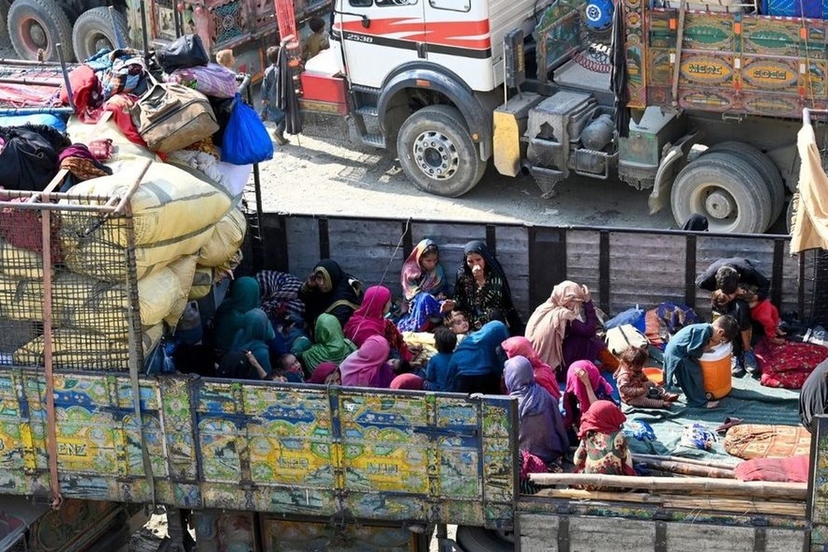 ‌پلیس پاکستان بازداشت مهاجران غیرقانونی افغانستان را آغاز کرد