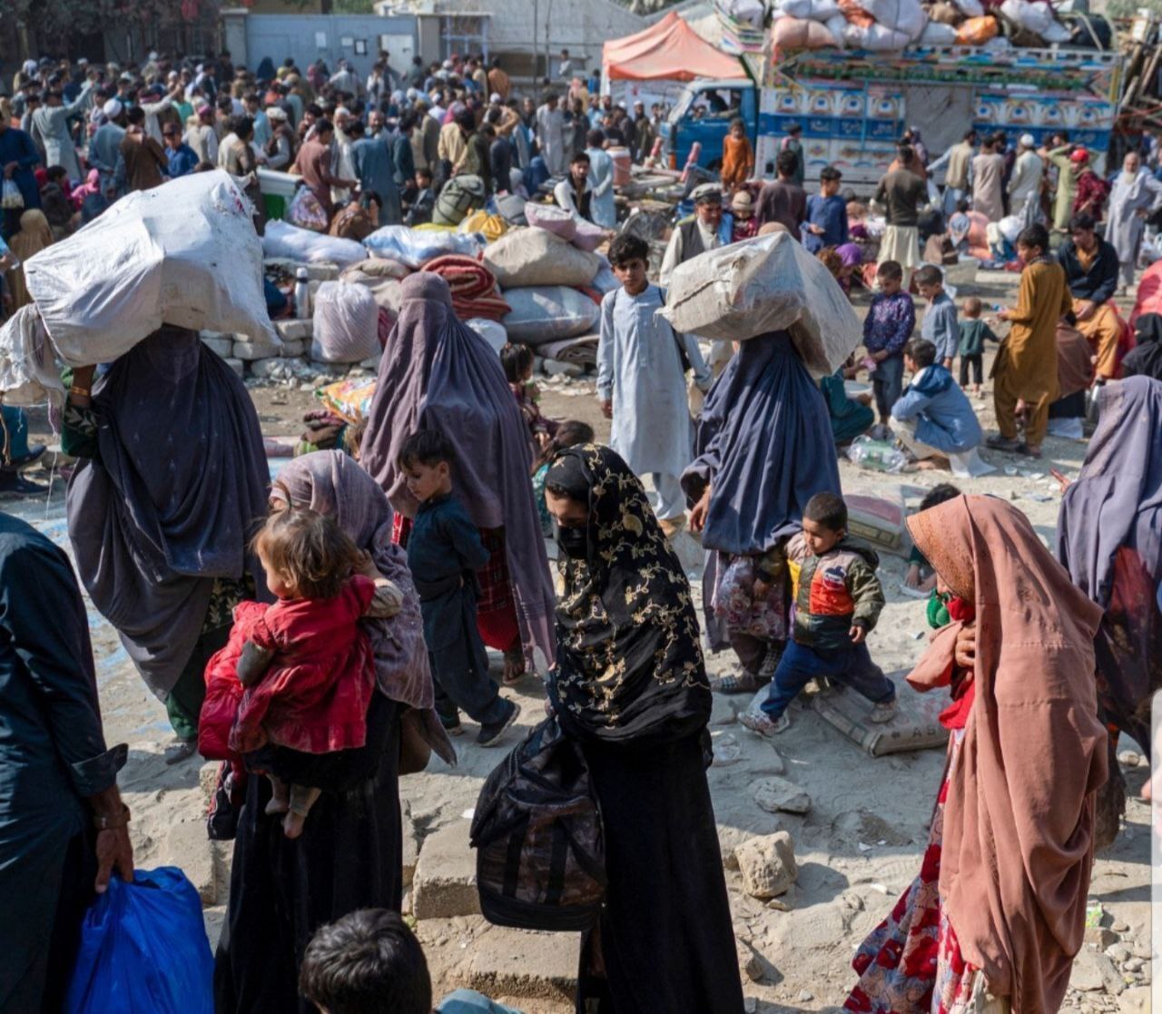 روزهای سخت مهاجران افغانستان در پاکستان + فیلم