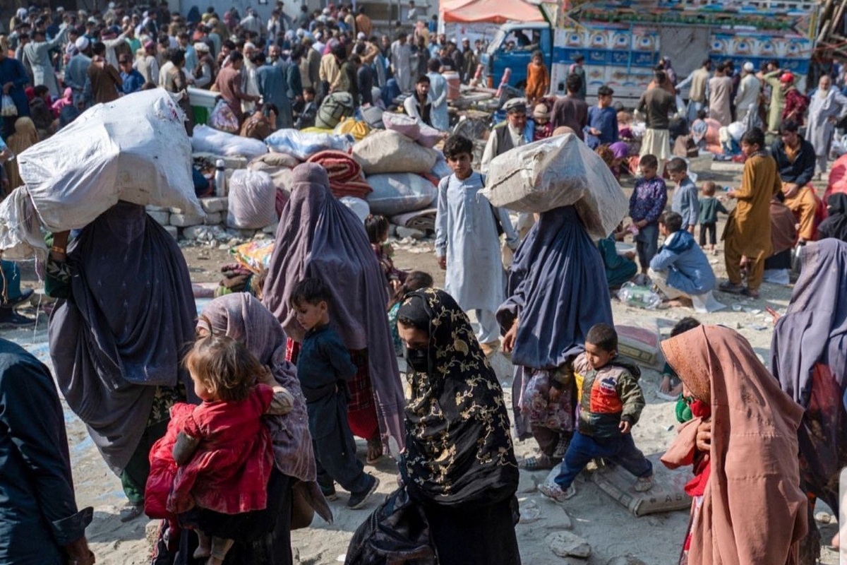 سیل بی‌پناهی | ازدحام در مرزهای افغانستان و پاکستان + فیلم