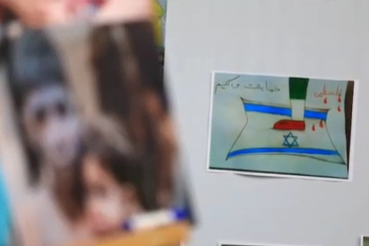 دانش آموزان برای حمایت از غزه نقاشی کشیدند + فیلم