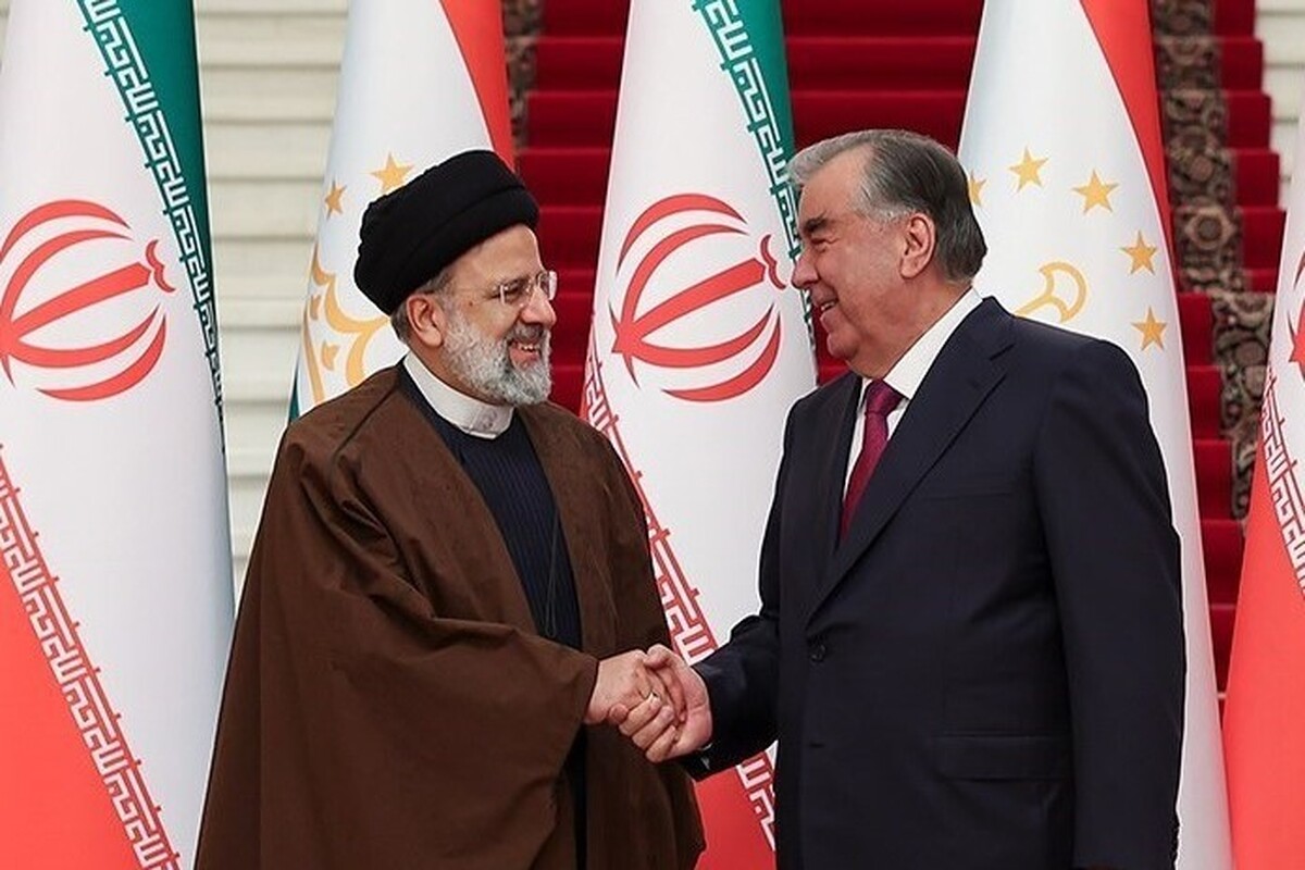 ١٨ سند همکاری و یک بیانیه مشترک میان ایران و تاجیکستان به امضا رسید