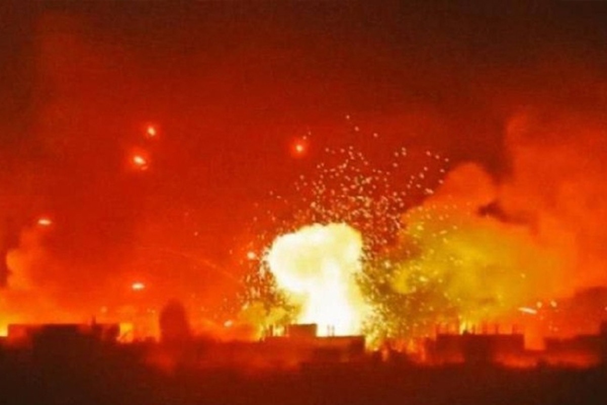 پایگاه‌های آمریکا در سوریه زیر آتش شبانه مقاومت | بایدن نشست خبری را ترک کرد + عکس و فیلم