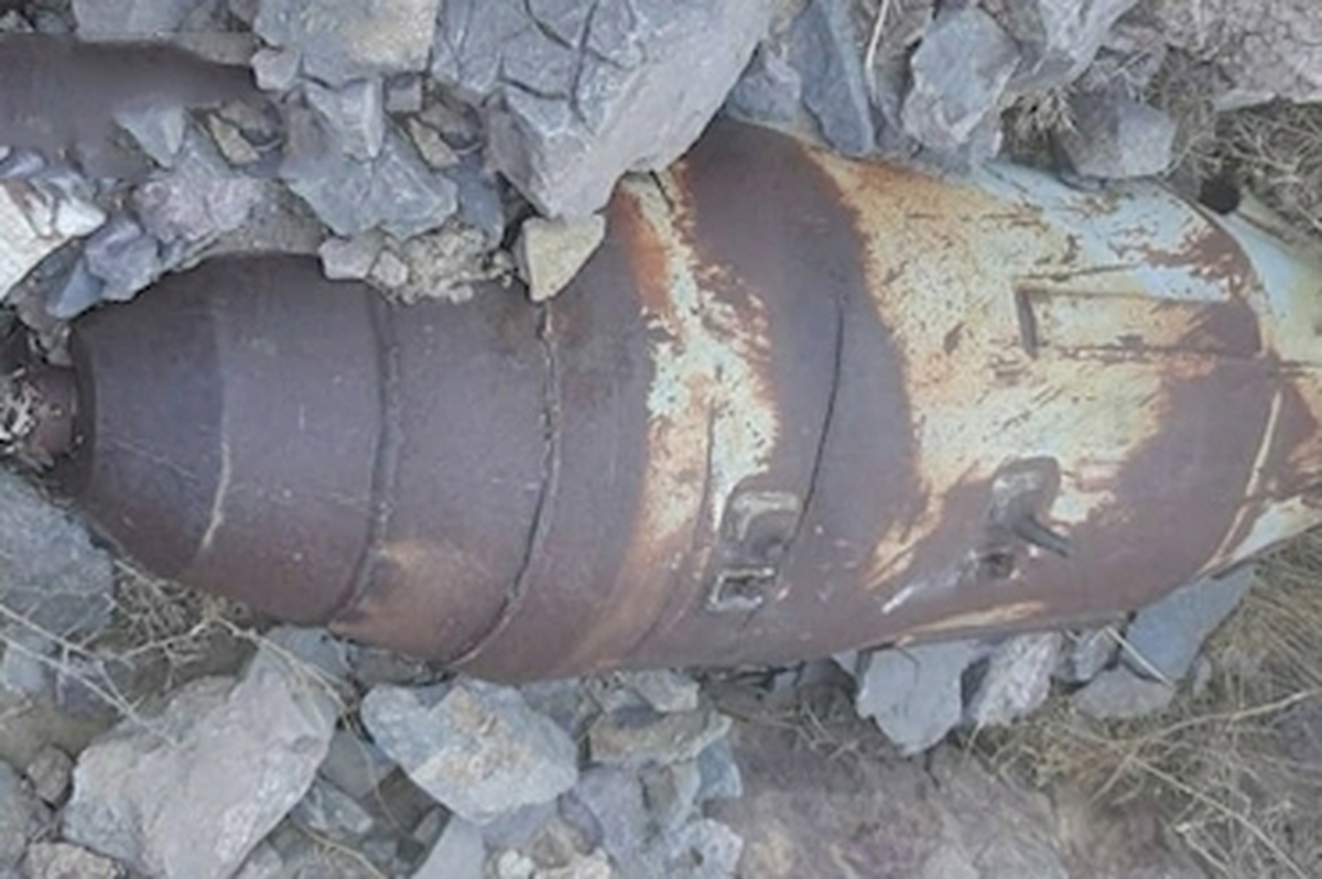 کشف یک بمب عمل نکرده ۵۰۰ کیلویی در استان فراه افغانستان