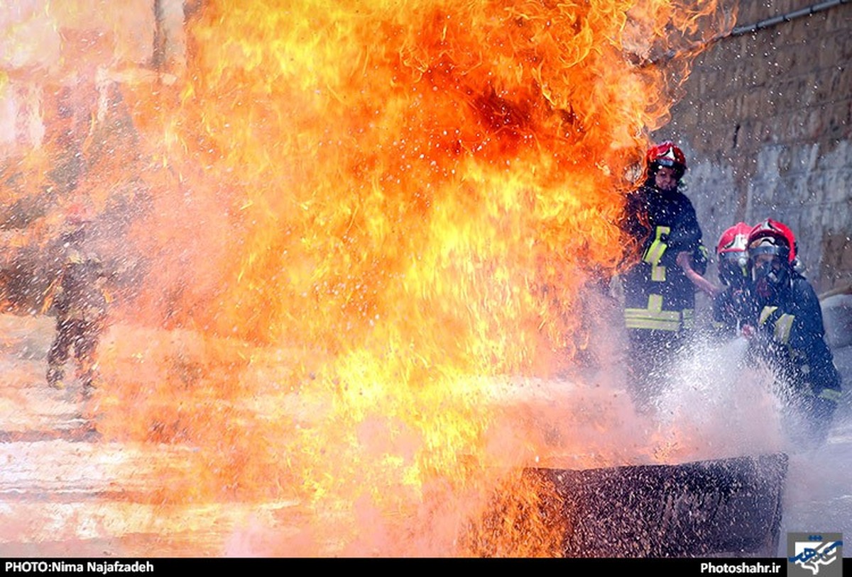 آتش‌سوزی در کارگاه تولید شیرآلات ساختمانی در مشهد (۲۳ آبان ۱۴۰۲)