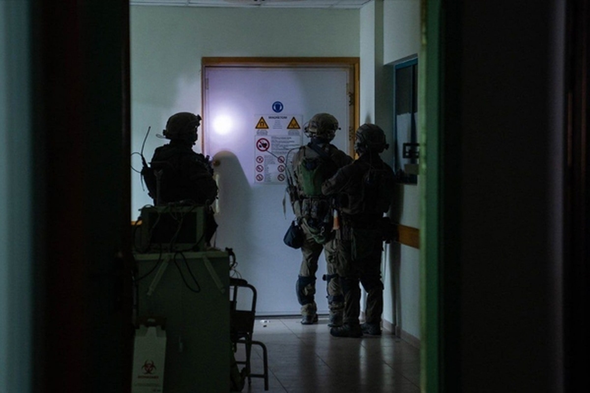 صهیونیست‌ها دوباره به بیمارستان شفا غزه حمله کردند