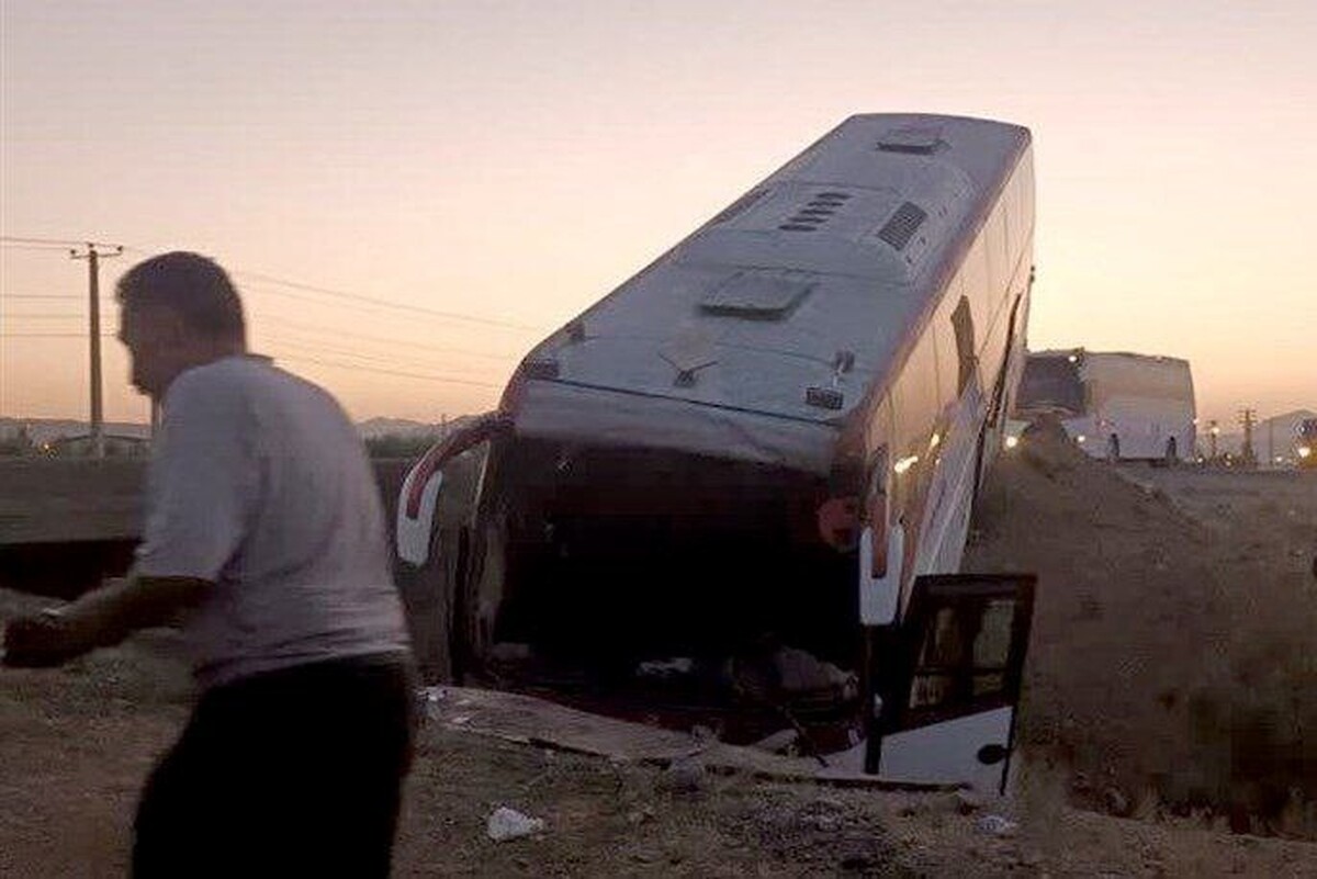 ۲ کشته و ۴۴ مصدوم براثر واژگونی اتوبوس در محور مشهد-تهران (۲۵ آبان ۱۴۰۲)