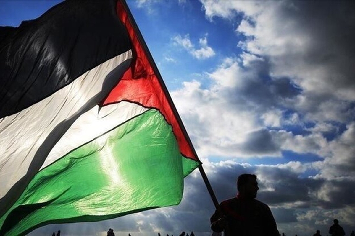 اهتزاز پرچم فلسطین بر برج پیزا + فیلم