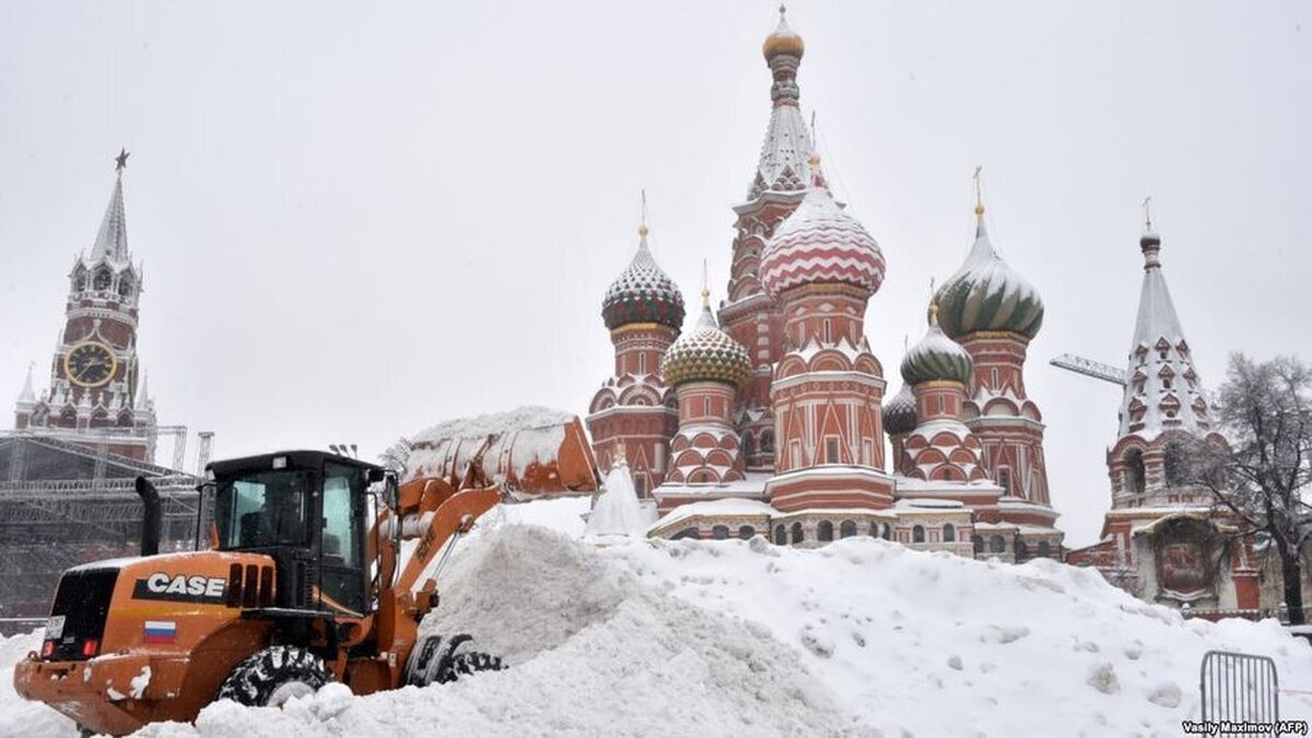 ویدئو| آغاز بارش های سنگین برف در روسیه