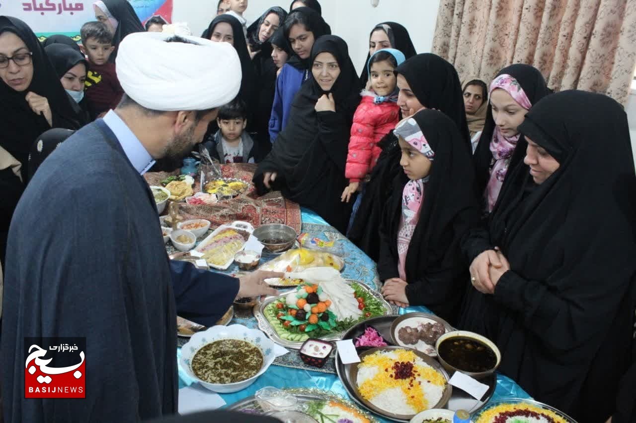جشنواره غذای محلی و سنتی در مشهد برگزار شد