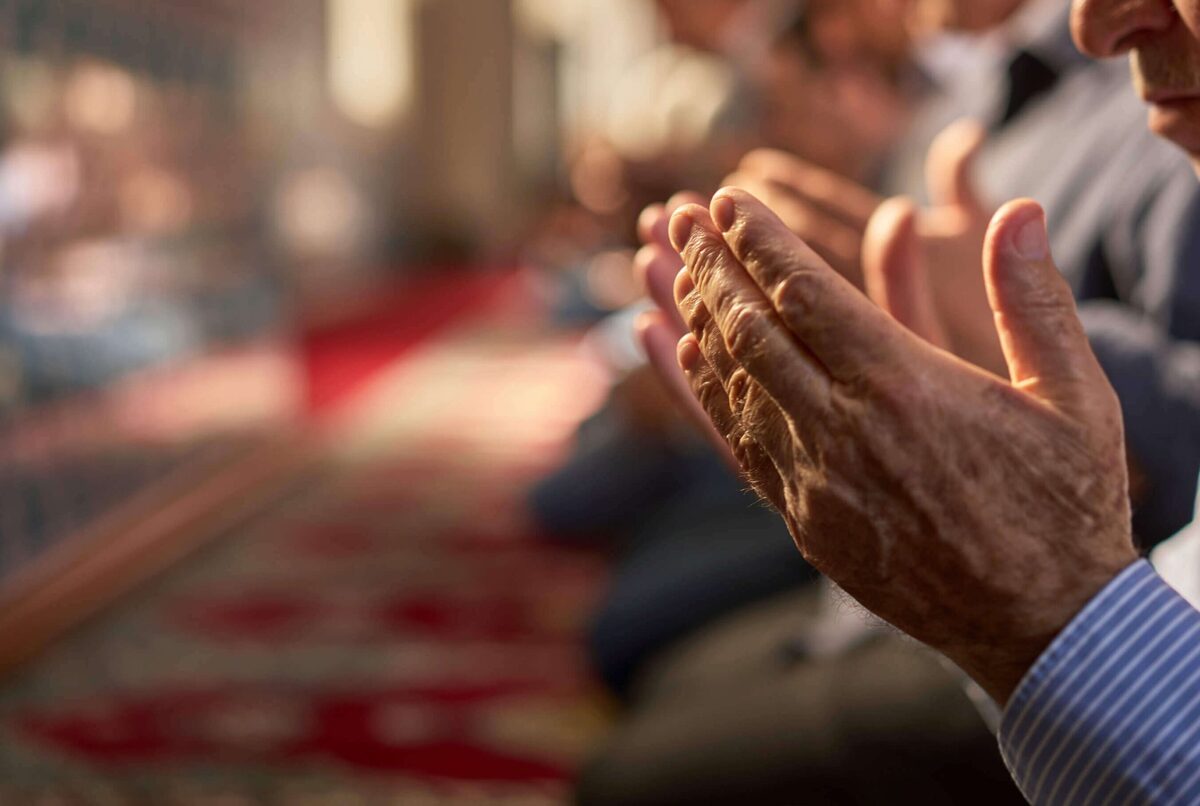 «روز نماز جمعه» در تقویم رسمی کشور چه روزی است؟