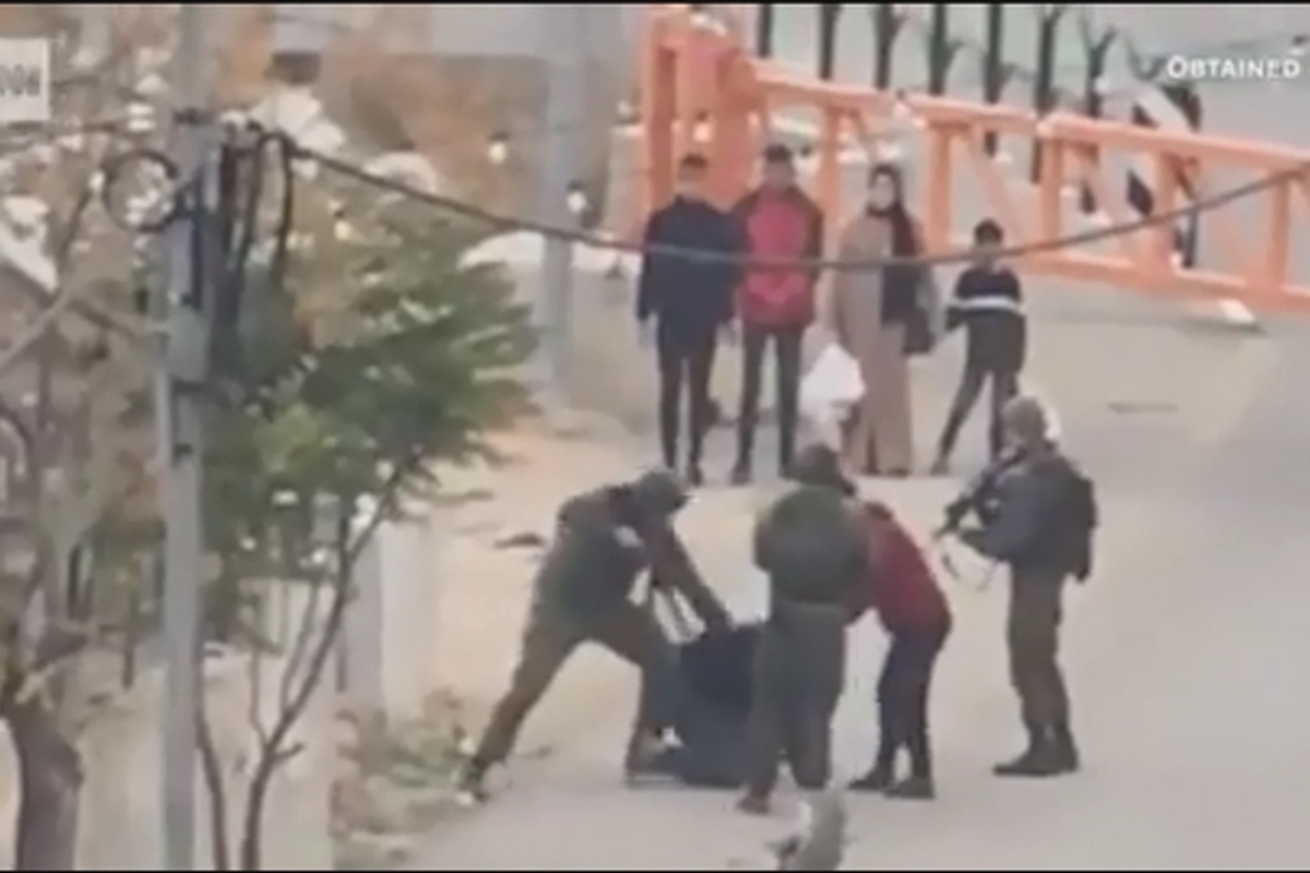 ویدئو | جنایت یک سرباز اسرائیلی و شلیک به نوجوان معلول ذهنی فلسطینی