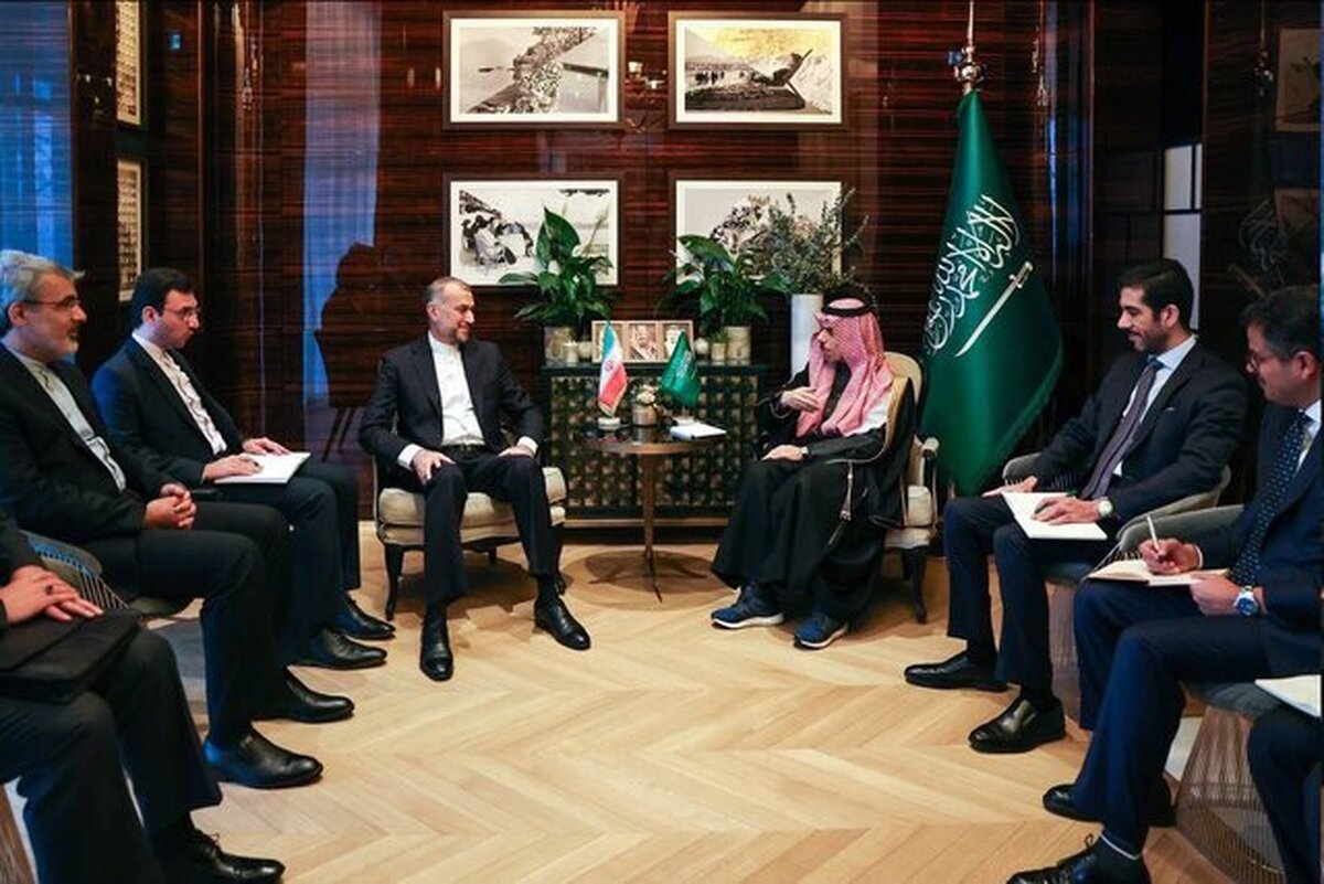 وزیر خارجه عربستان در دیدار با امیرعبداللهیان: روابط دو کشور در مسیر درست قرار دارد