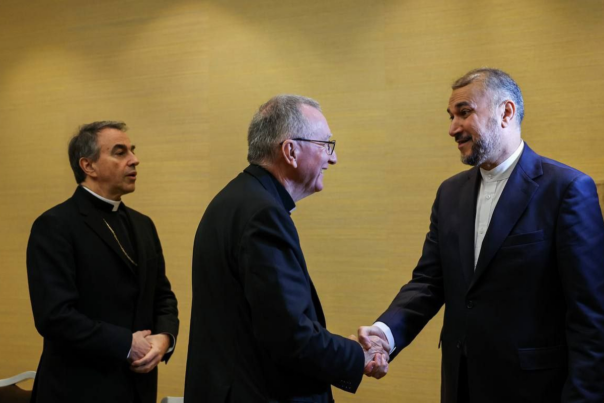 وزیر خارجه در دیدار با نخست‌وزیر واتیکان: حماس جنبش آزادی‌بخشی است که علیه اشغالگری می‌جنگد