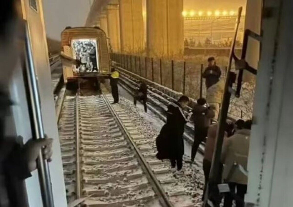حادثه هولناک مترو در پکن |  ۱۰۲ نفر دچار شکستگی شدند