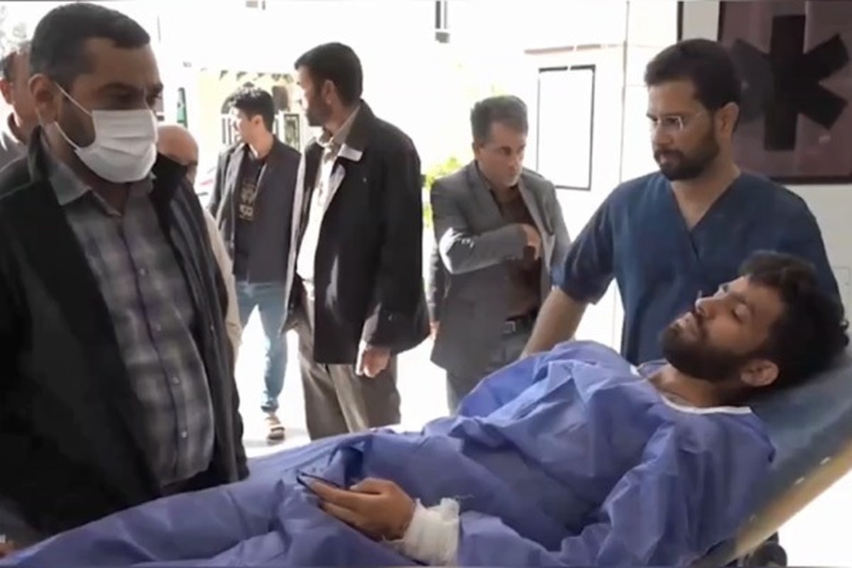 ویدئو | لحظه انتقال مجروحان حادثه تروریستی راسک به بیمارستان خاتم الانبیا(ص) زاهدان