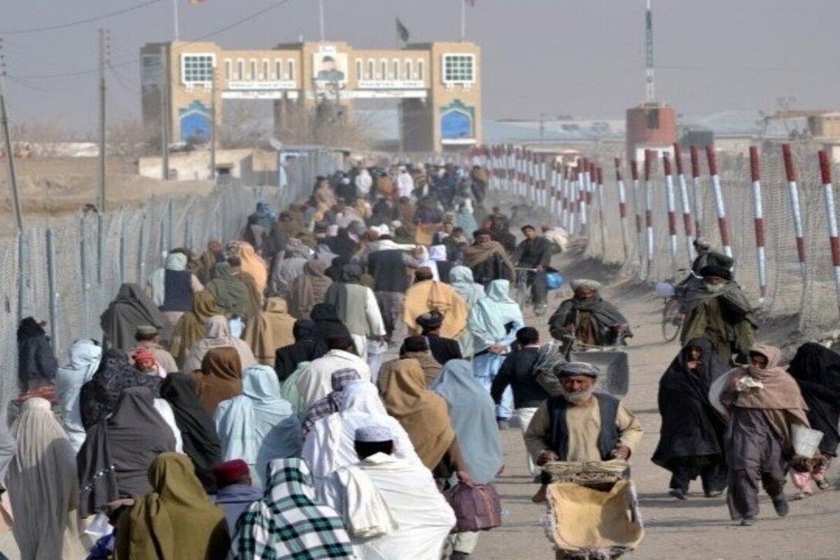 بیش از ۳۰۰۰ افغانستانی از زندان‌های پاکستان آزاد شدند