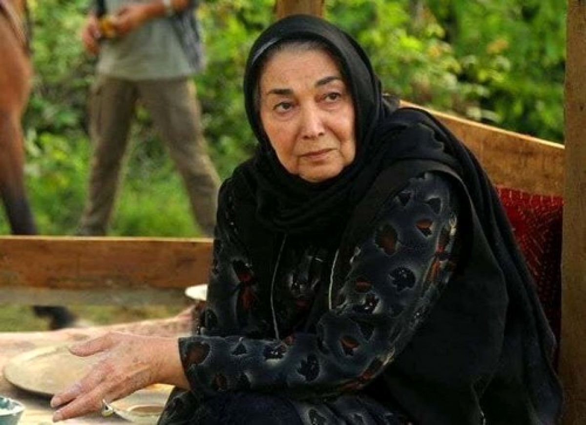 پیکر پروانه معصومی در فرحزاد تهران به خاک سپرده می‌شود